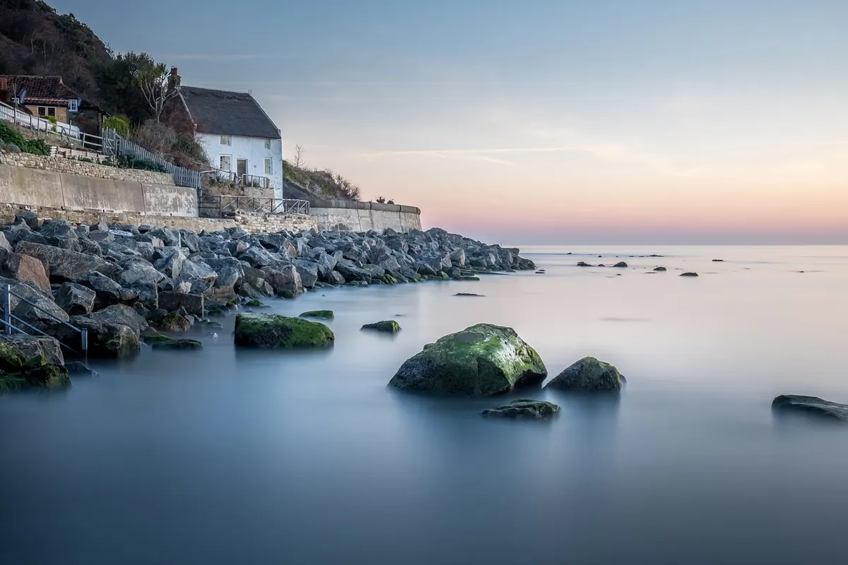 Buying a Cottage vs. a Year-Round Home: Key Differences in Costs, Maintenance, and Financing